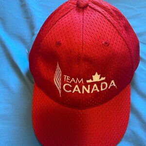Team Canada AJM Full Fit, Adjustable Golf Sport Cap Hat Red Polyester Like NEW